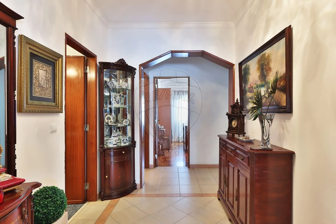 Apartamento T3 para Venda em Mina de Água Foto 1