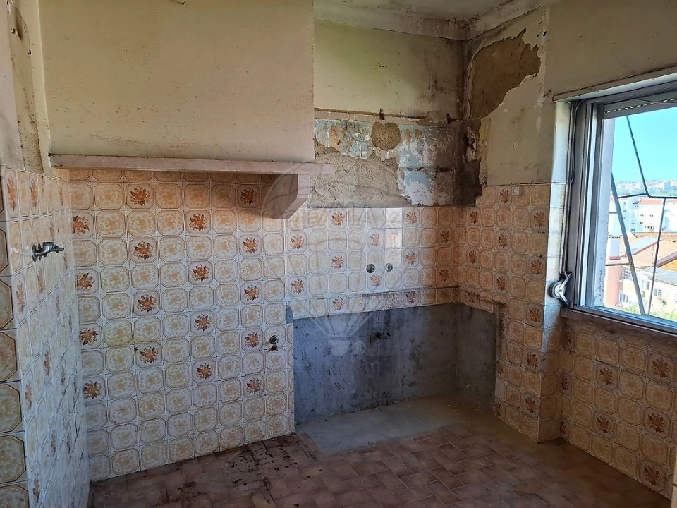 Apartamento T2 para Venda em Águas Livres Foto 8