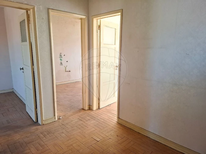 Apartamento T2 para Venda em Águas Livres Foto 1