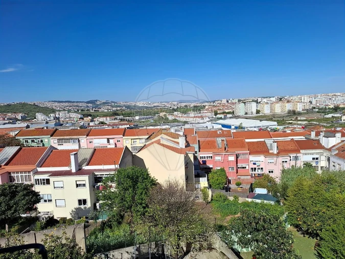 Apartamento T2 para Venda em Águas Livres Foto 12