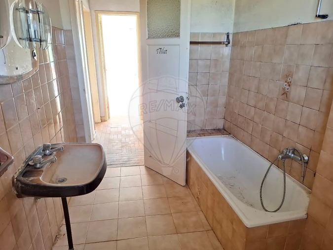 Apartamento T2 para Venda em Águas Livres Foto 15