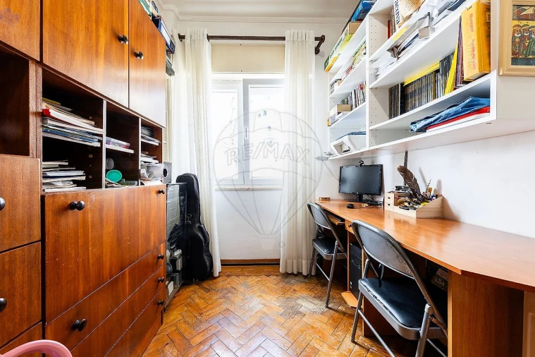 Apartamento T2 para Venda em Benfica Foto 20