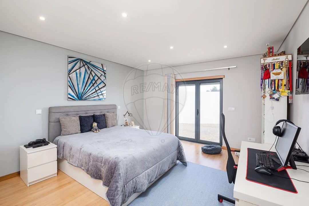 Moradia T3 para Venda em Alverca do Ribatejo e Sobralinho Foto 31