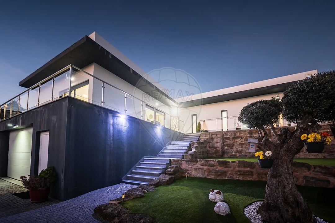 Moradia T3 para Venda em Alverca do Ribatejo e Sobralinho Foto 50