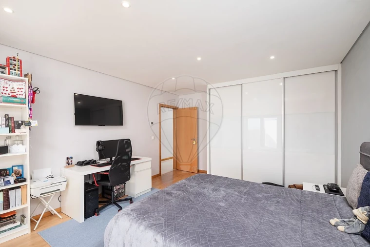 Moradia T3 para Venda em Alverca do Ribatejo e Sobralinho Foto 32