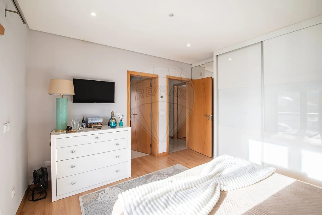 Moradia T3 para Venda em Alverca do Ribatejo e Sobralinho Foto 36