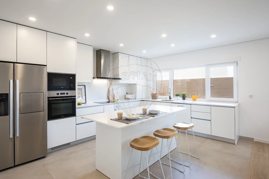 Moradia T4 para Venda em Alhandra, São João dos Montes e Calhandriz Foto 16