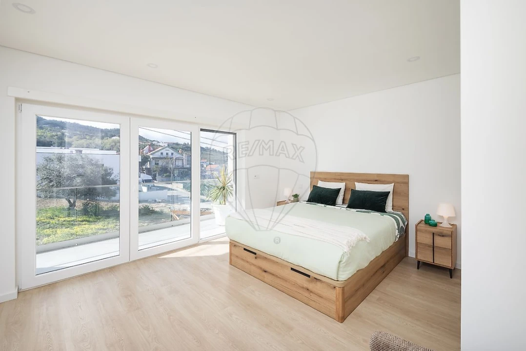 Moradia T4 para Venda em Alhandra, São João dos Montes e Calhandriz Foto 38