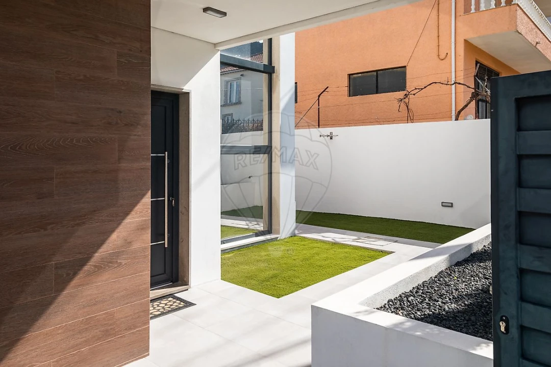 Moradia T4 para Venda em Alhandra, São João dos Montes e Calhandriz Foto 6