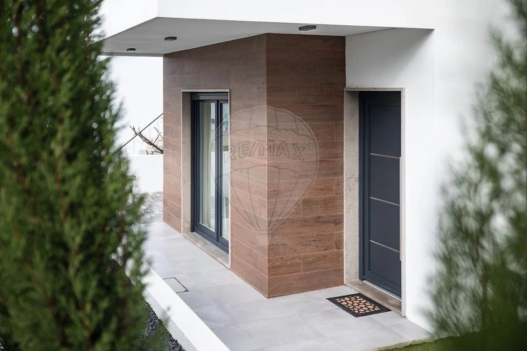 Moradia T4 para Venda em Alhandra, São João dos Montes e Calhandriz Foto 4