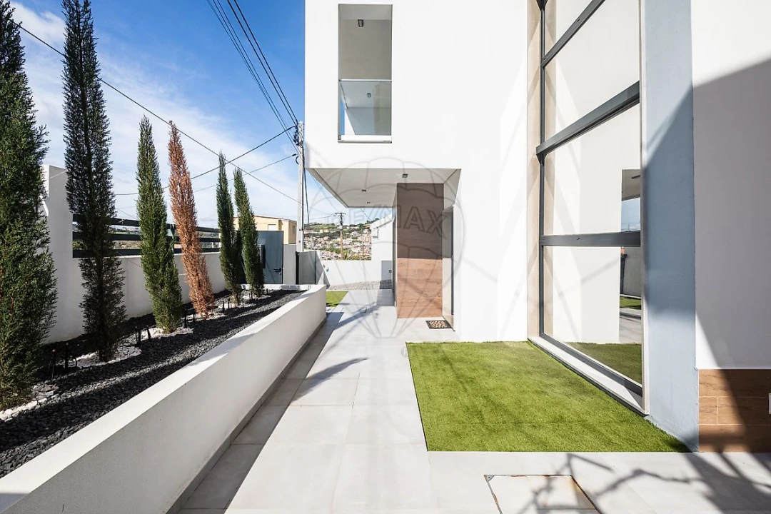 Moradia T4 para Venda em Alhandra, São João dos Montes e Calhandriz Foto 5