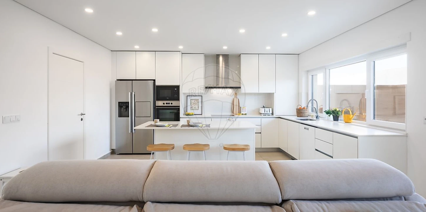 Moradia T4 para Venda em Alhandra, São João dos Montes e Calhandriz Foto 14