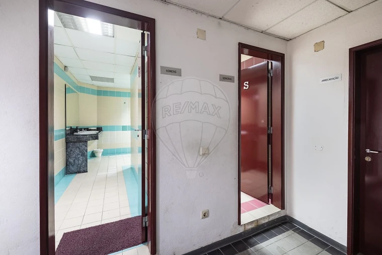 Apartamento T3 para Venda em Vila Franca de Xira Foto 9