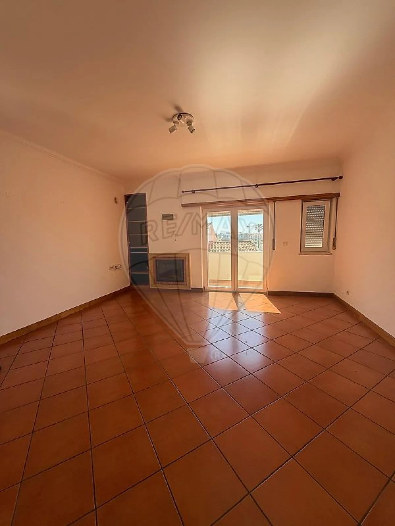 Apartamento T2 para Arrendamento em A dos Cunhados e Maceira Foto 1