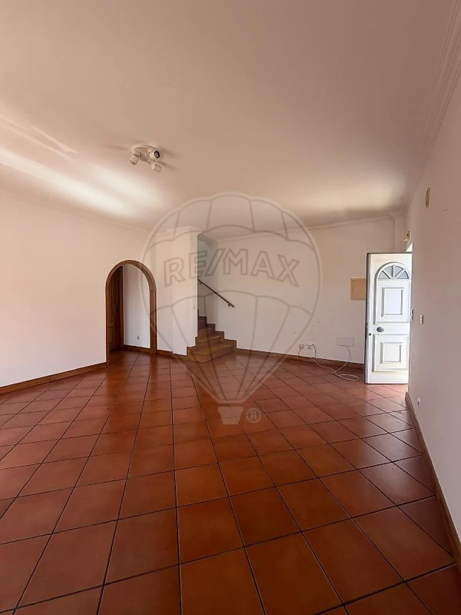Apartamento T2 para Arrendamento em A dos Cunhados e Maceira Foto 10