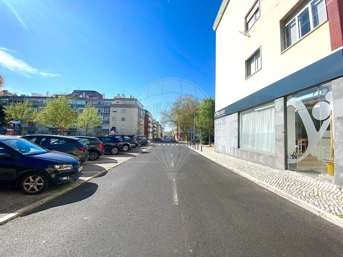 Negócio para Venda em Oeiras e São Julião da Barra, Paço de Arcos e Caxias Foto 9