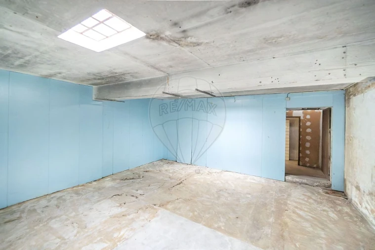 Loja para Arrendamento em Vila Chã, Codal e Vila Cova de Perrinho Foto 10