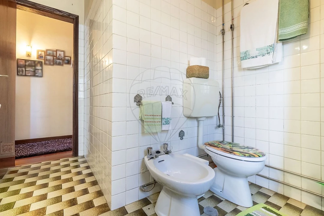 Moradia T5 para Venda em Vila Chã, Codal e Vila Cova de Perrinho Foto 23