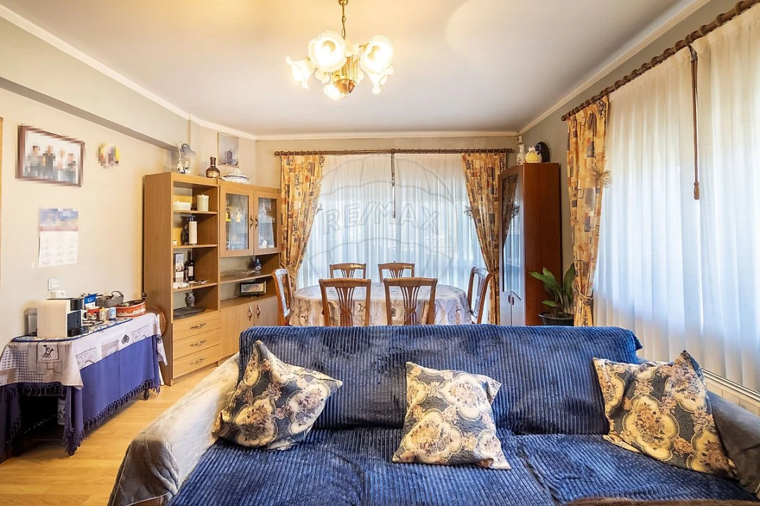 Moradia T5 para Venda em Vila Chã, Codal e Vila Cova de Perrinho Foto 4