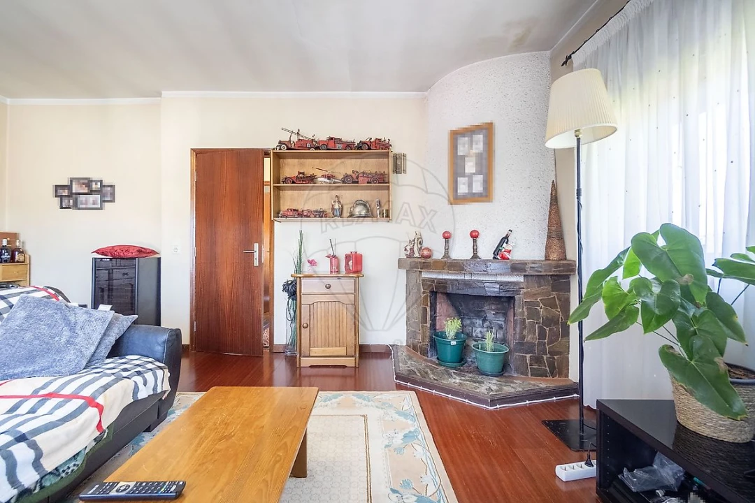 Moradia T5 para Venda em Vila Chã, Codal e Vila Cova de Perrinho Foto 18