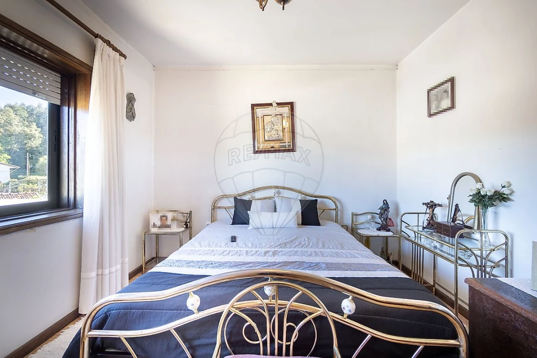 Moradia T5 para Venda em Vila Chã, Codal e Vila Cova de Perrinho Foto 13