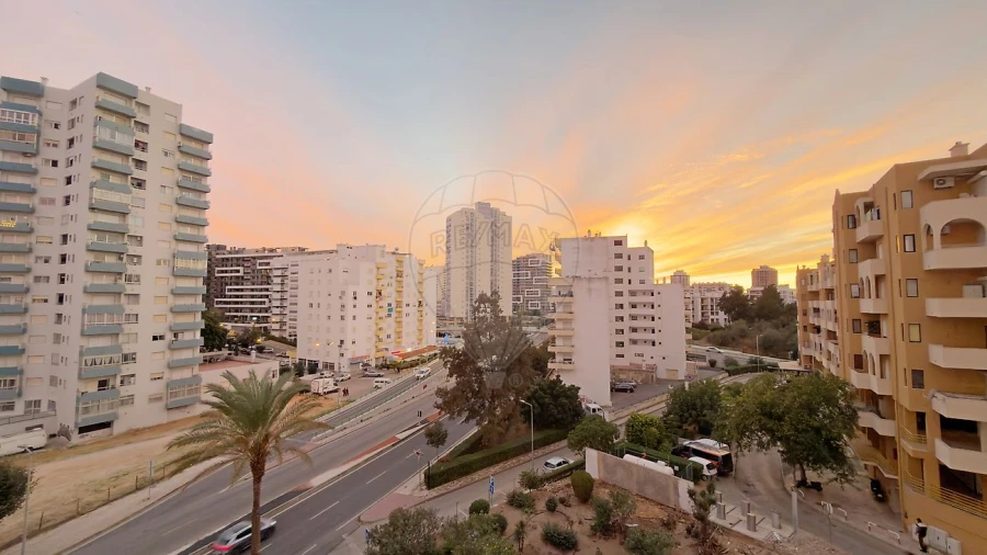 Apartamento T1 para Venda em Portimão Foto 17