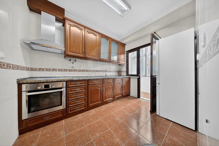 Apartamento T3 para Venda em Castanheira do Ribatejo e Cachoeiras Foto 6