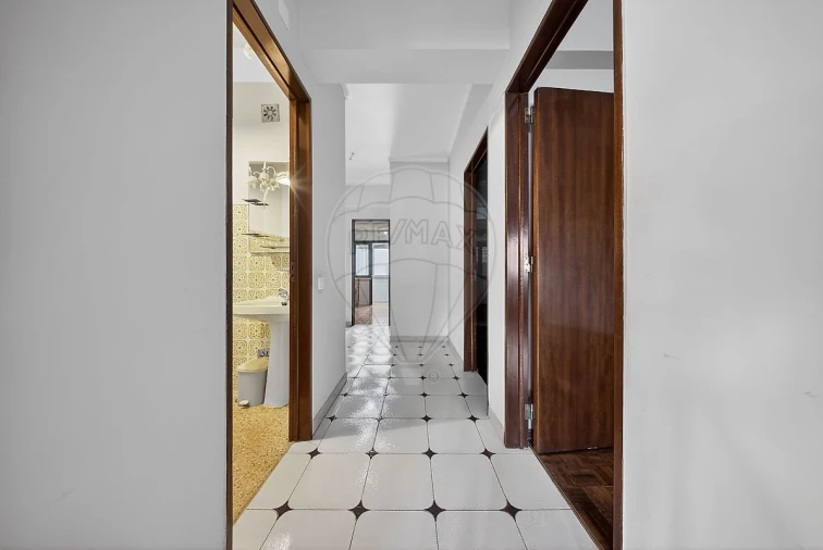 Apartamento T3 para Venda em Castanheira do Ribatejo e Cachoeiras Foto 19