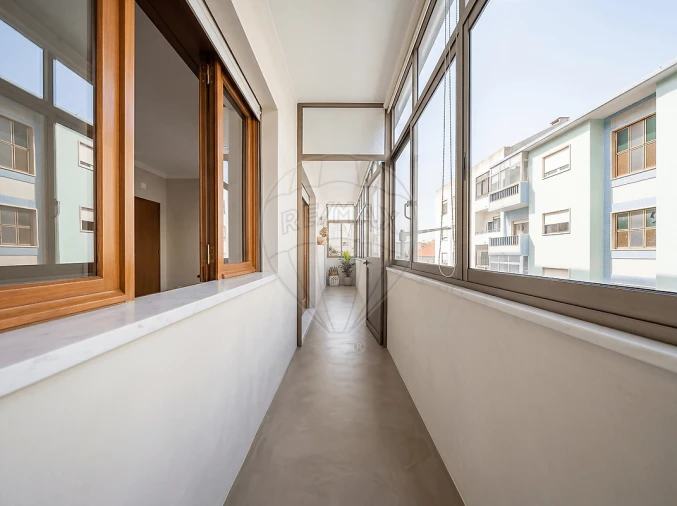 Apartamento T3 para Venda em Castanheira do Ribatejo e Cachoeiras Foto 36