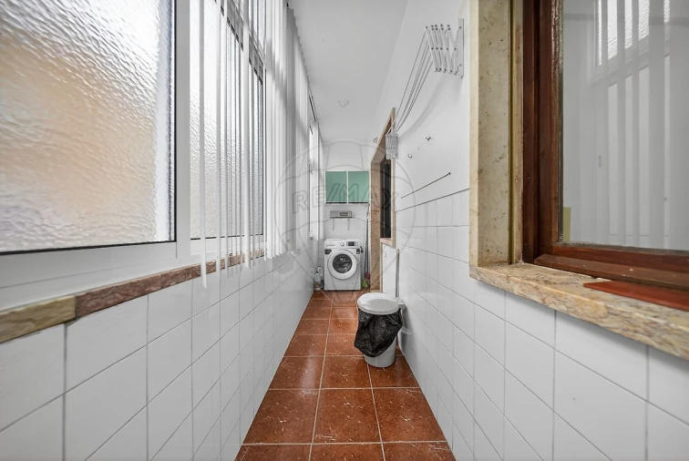 Apartamento T3 para Venda em Castanheira do Ribatejo e Cachoeiras Foto 7