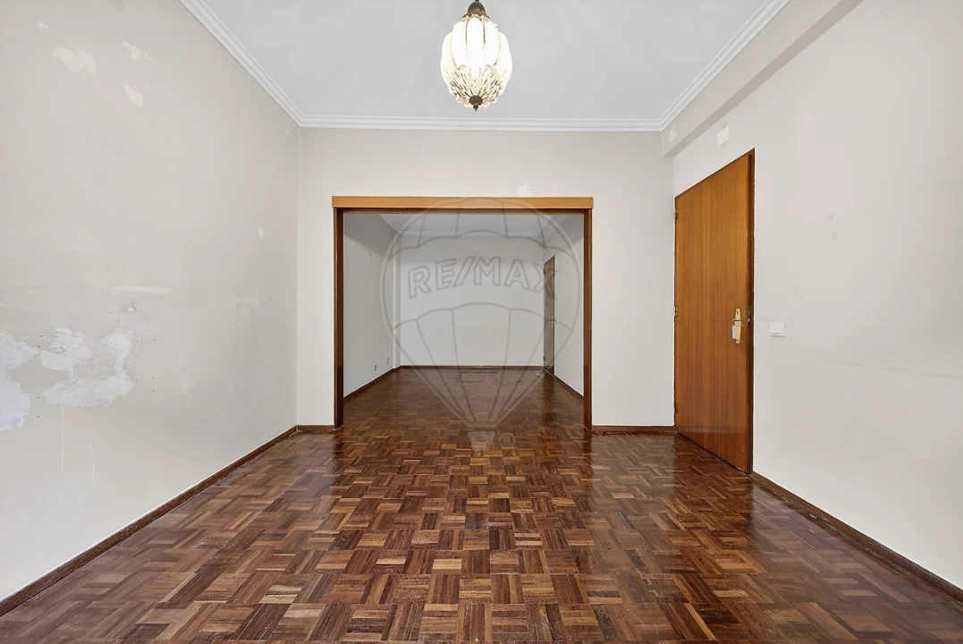 Apartamento T3 para Venda em Castanheira do Ribatejo e Cachoeiras Foto 9