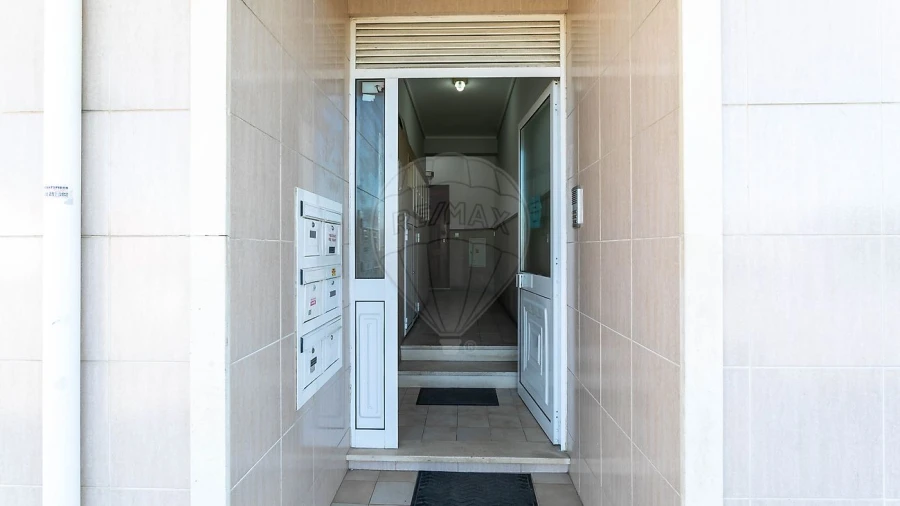 Apartamento T2 para Venda em Gafanha da Nazaré Foto 16