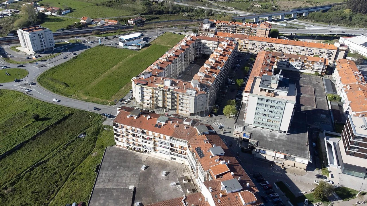 Apartamento T4 para Venda em Esgueira Foto 5