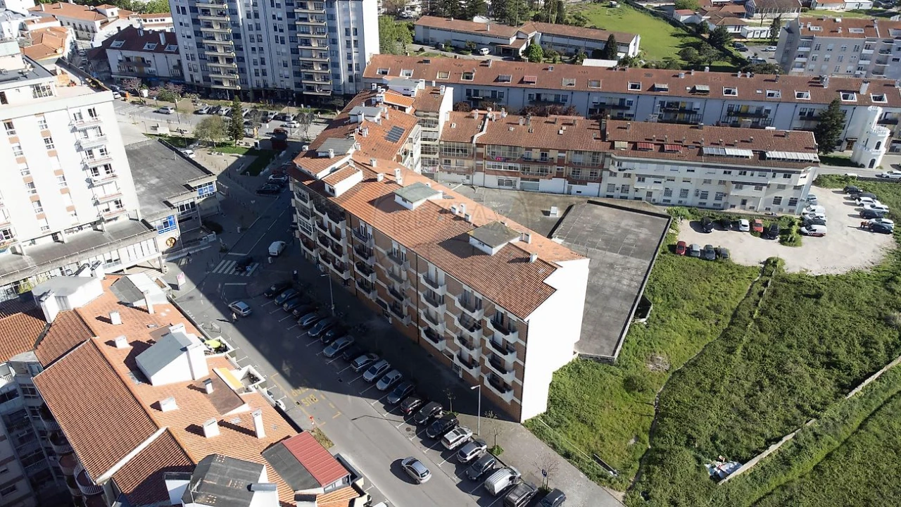 Apartamento T4 para Venda em Esgueira Foto 1