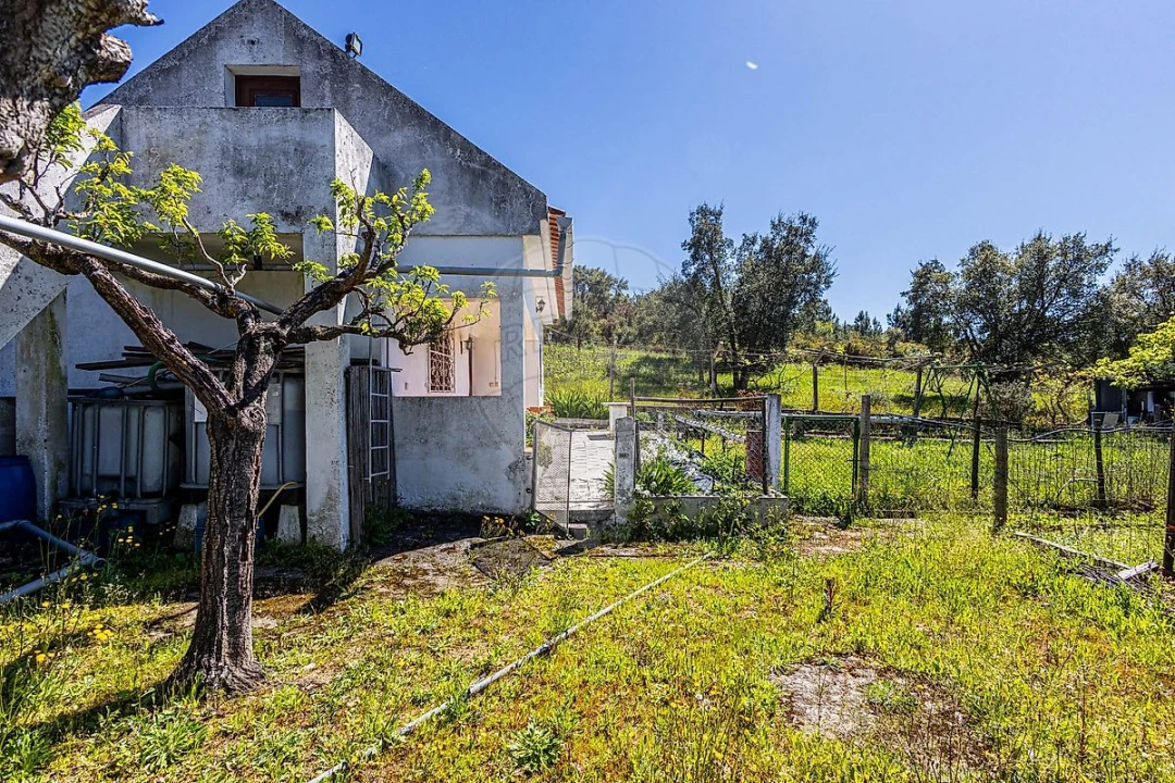 Moradia T1 para Venda em Azambuja Foto 35