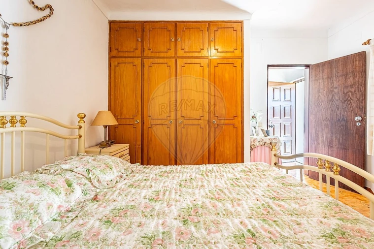 Moradia T1 para Venda em Azambuja Foto 43