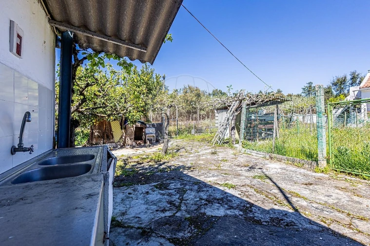 Moradia T1 para Venda em Azambuja Foto 25