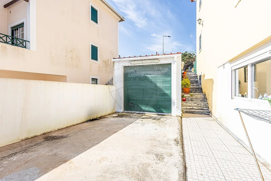 Moradia T4 para Venda em Silveira Foto 37