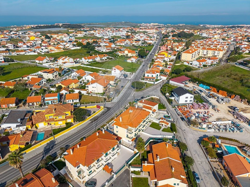 Moradia T4 para Venda em Silveira Foto 47