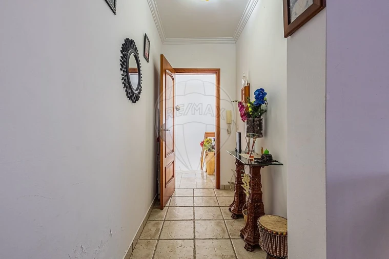 Moradia T4 para Venda em Silveira Foto 5