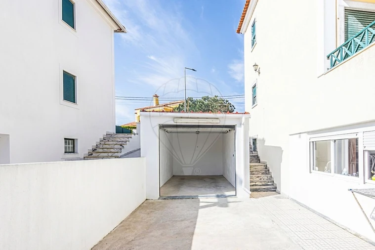 Moradia T4 para Venda em Silveira Foto 38