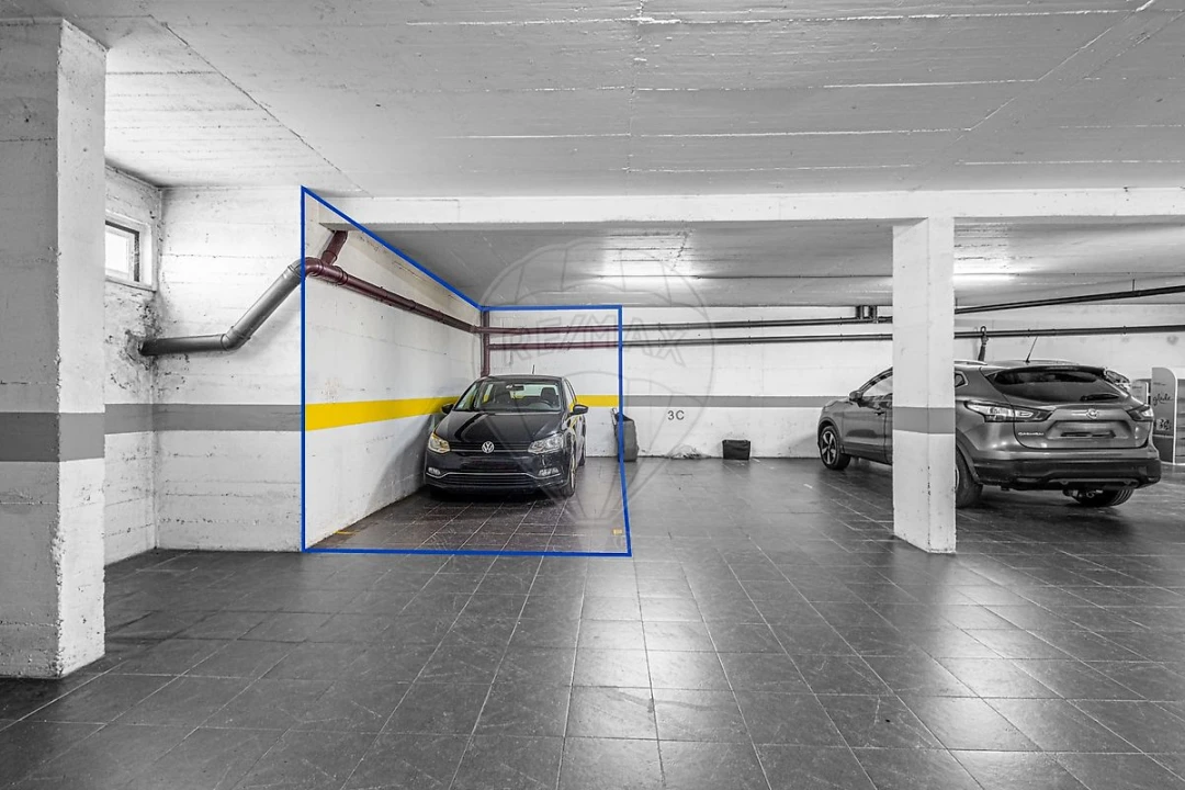 Apartamento T2 para Venda em Azambuja Foto 26