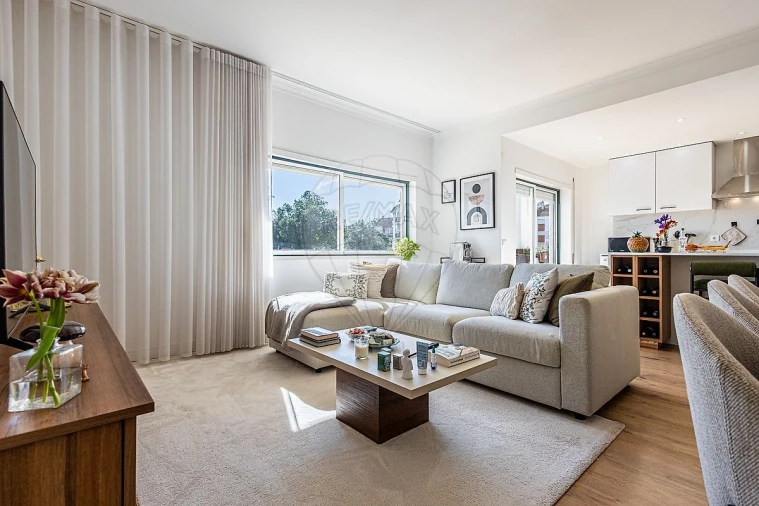 Apartamento T2 para Venda em Azambuja Foto 29