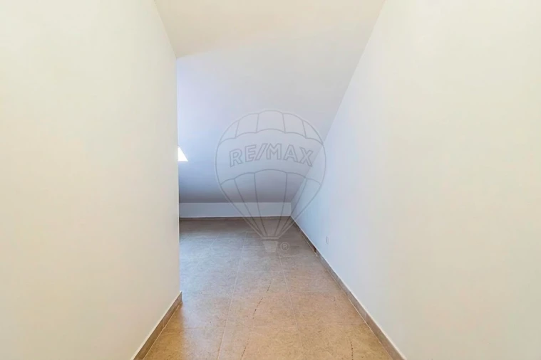 Apartamento T2 para Venda em Azambuja Foto 27