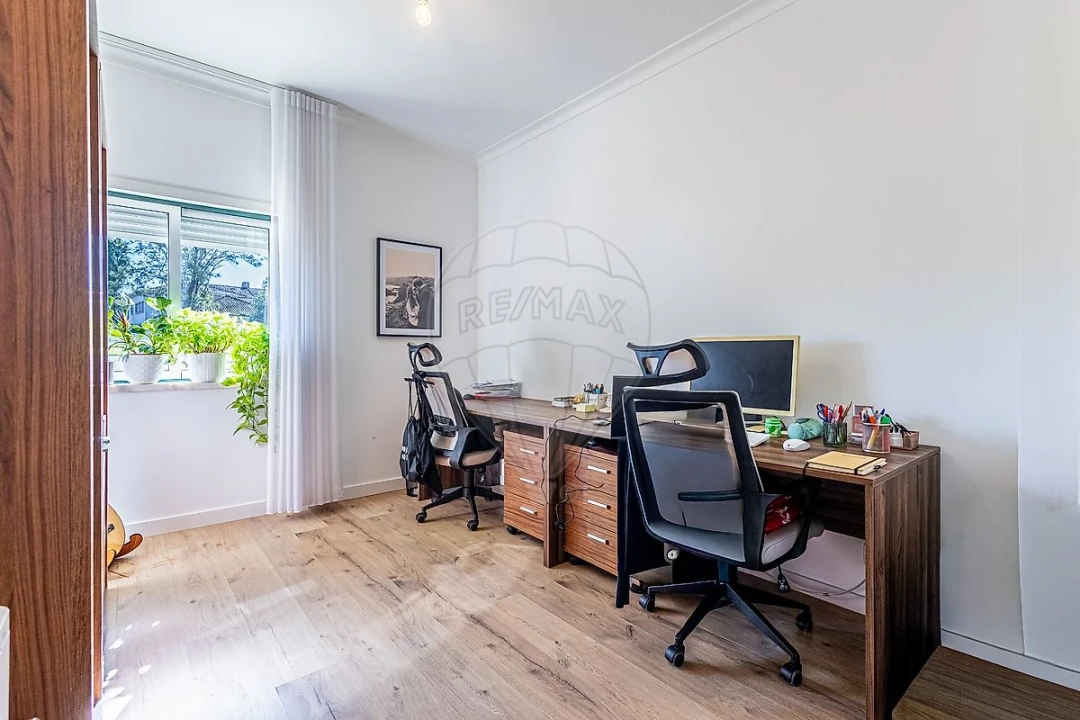 Apartamento T2 para Venda em Azambuja Foto 22