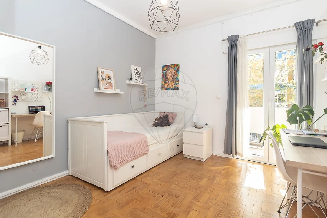 Apartamento T4 para Venda em Barreiro e Lavradio Foto 14