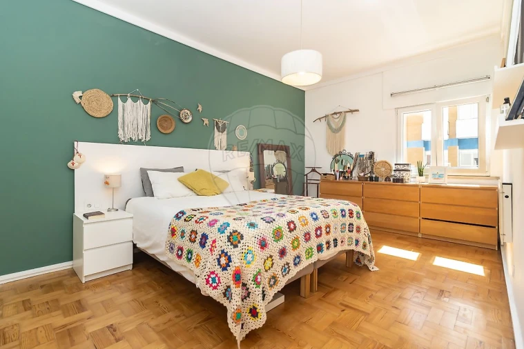 Apartamento T4 para Venda em Barreiro e Lavradio Foto 18