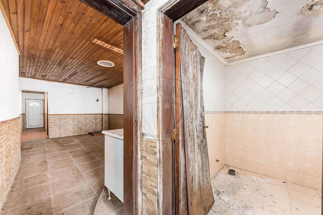 Moradia T2 para Venda em Valada Foto 19