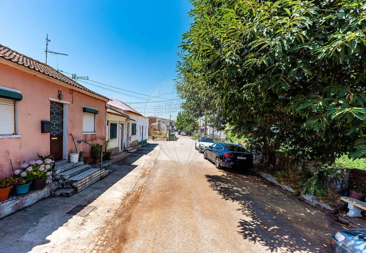 Moradia T2 para Venda em Valada Foto 31