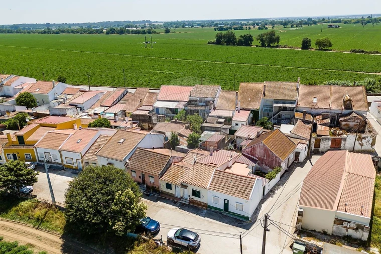 Moradia T2 para Venda em Valada Foto 3